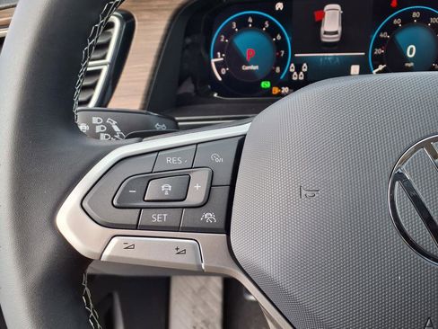 New 2026 Volkswagen Atlas SEL image 36