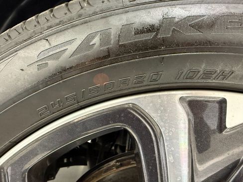 Used 2024 Subaru Ascent Limited w/ Technology Package image 52