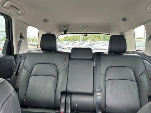 Used 2025 Nissan Pathfinder SL w/ Cargo Package FWD image 31