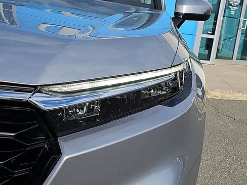 Used 2024 Honda CR-V EX-L image 9