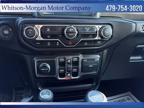 Used 2021 Jeep Gladiator Sport AWD/4WD image 31