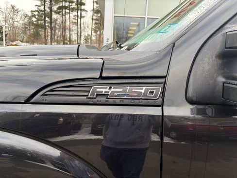 Used 2014 Ford F250 XL w/ Power Equipment Group image 13