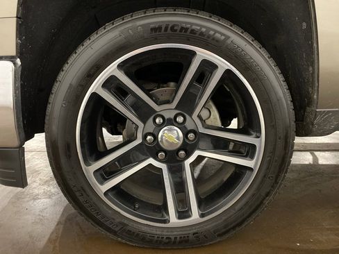 Used 2015 Chevrolet Silverado 1500 LTZ Z71 w/ LTZ Plus Package image 20