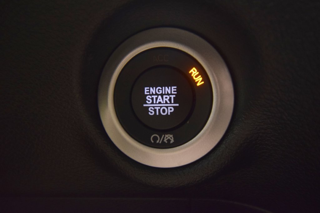 New 2027 Chrysler Pacifica Select AWD/4WD image 21