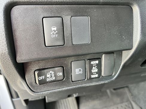 Used 2021 Toyota Tacoma TRD Sport image 27