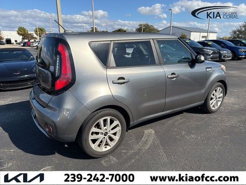 Used 2019 Kia Soul + image 7