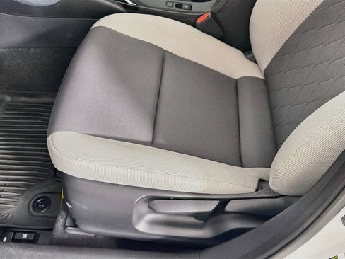 Used 2023 Toyota Corolla LE FWD image 24