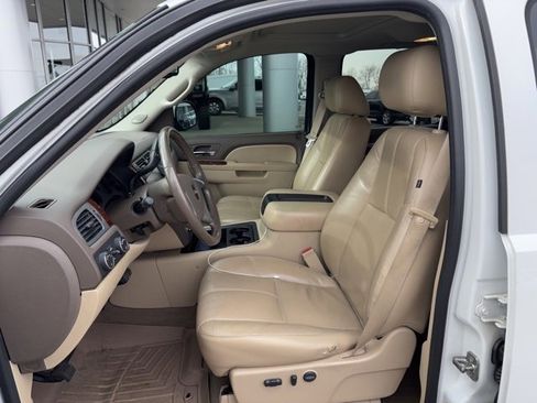 Used 2011 GMC Sierra 1500 SLT w/ SLT Convenience Package image 10