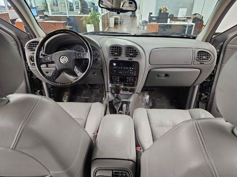 Used 2005 Buick Rainier CXL w/ Luxury Package AWD/4WD image 9