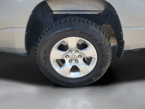 Used 2021 RAM 1500 Big Horn RWD image 31