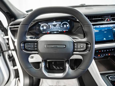 New 2026 Jeep Cherokee Overland image 31