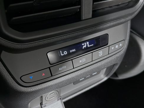 New 2025 Honda Pilot TrailSport image 30