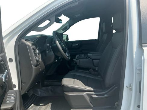 Used 2025 Chevrolet Silverado 1500 W/T w/ Trailering Package AWD/4WD image 14
