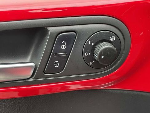 Used 2012 Volkswagen Beetle 2.5 image 16