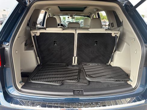 Certified 2023 Volkswagen Atlas SEL Premium AWD/4WD image 33