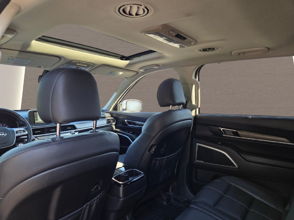 Used 2020 Kia Telluride EX w/ Towing Package AWD/4WD image 17