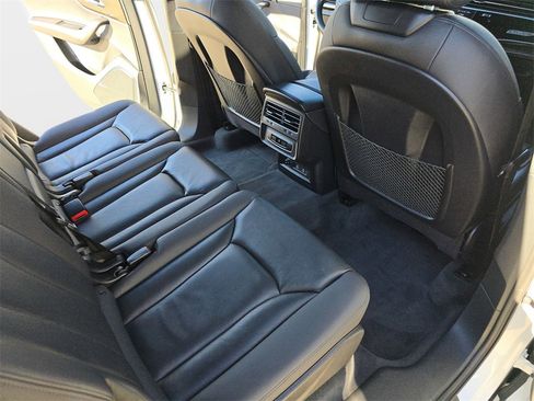 Certified 2023 Audi Q7 2.0T Premium w/ Towing Package image 11