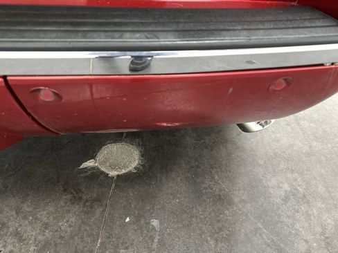 Used 2012 Chevrolet Tahoe LTZ image 19