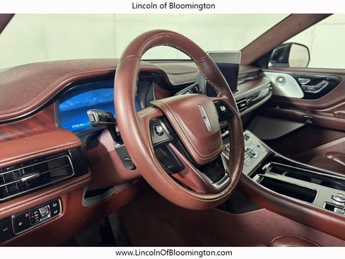 Certified 2023 Lincoln Aviator Black Label w/ Dynamic Handling Package AWD/4WD image 40