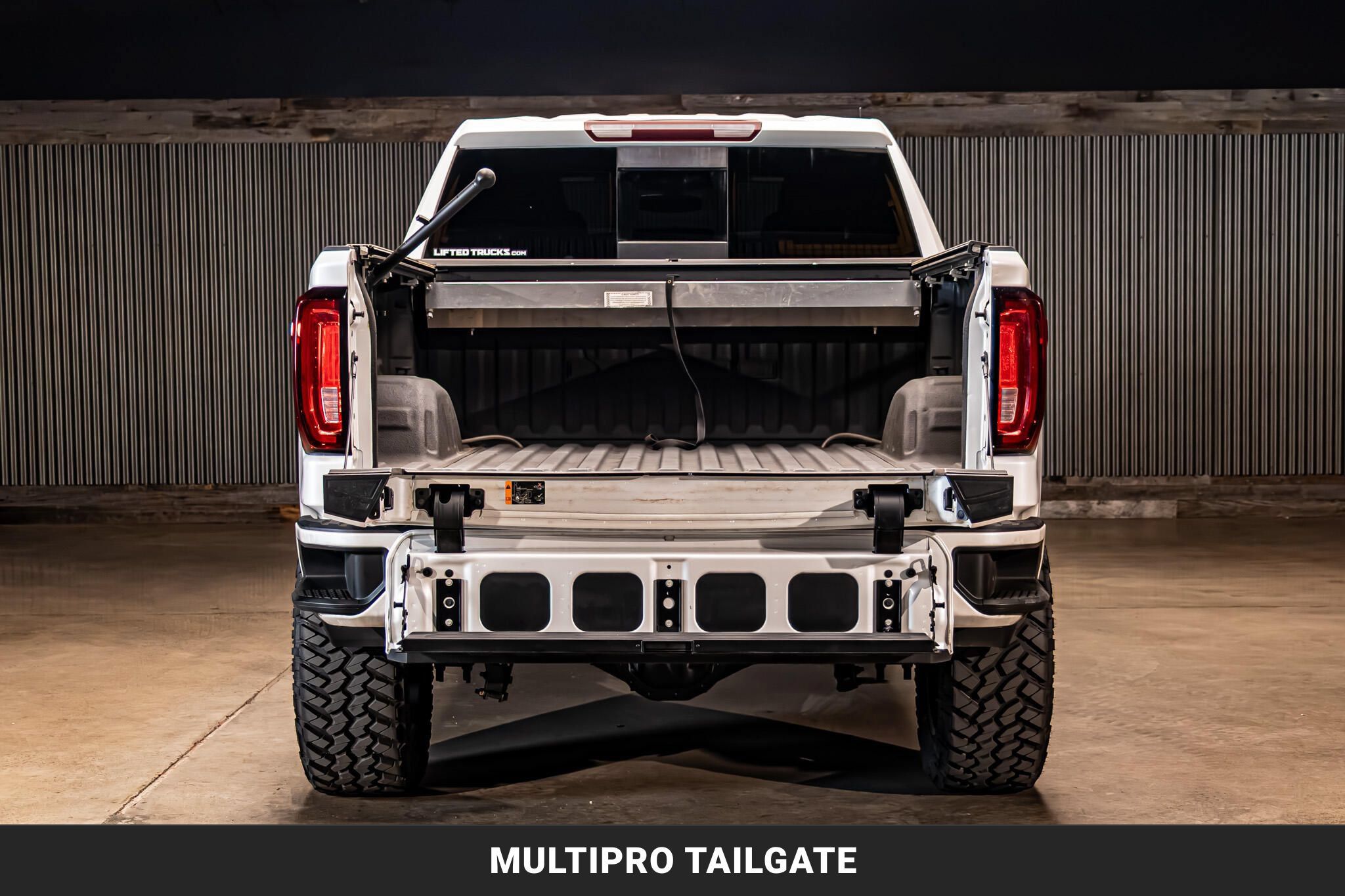 Used 2021 GMC Sierra 1500 Denali AWD/4WD image 9
