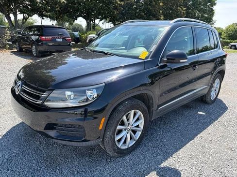 Used 2017 Volkswagen Tiguan Wolfsburg Edition FWD image 6
