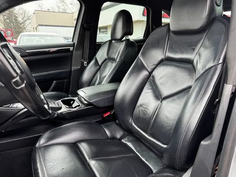 Used 2012 Porsche Cayenne S AWD/4WD image 13