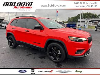 Used 2021 Jeep Cherokee Latitude Plus FWD video 1