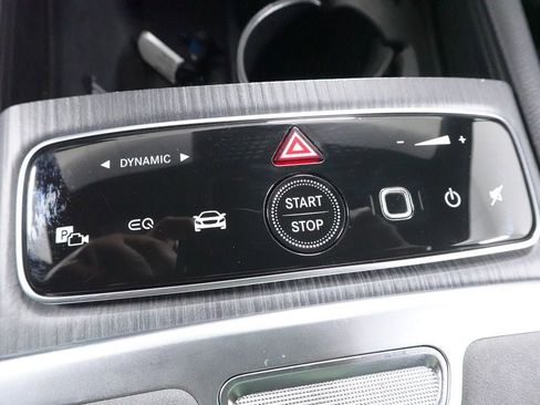 Used 2023 Mercedes-Benz EQS 580 4MATIC SUV image 21