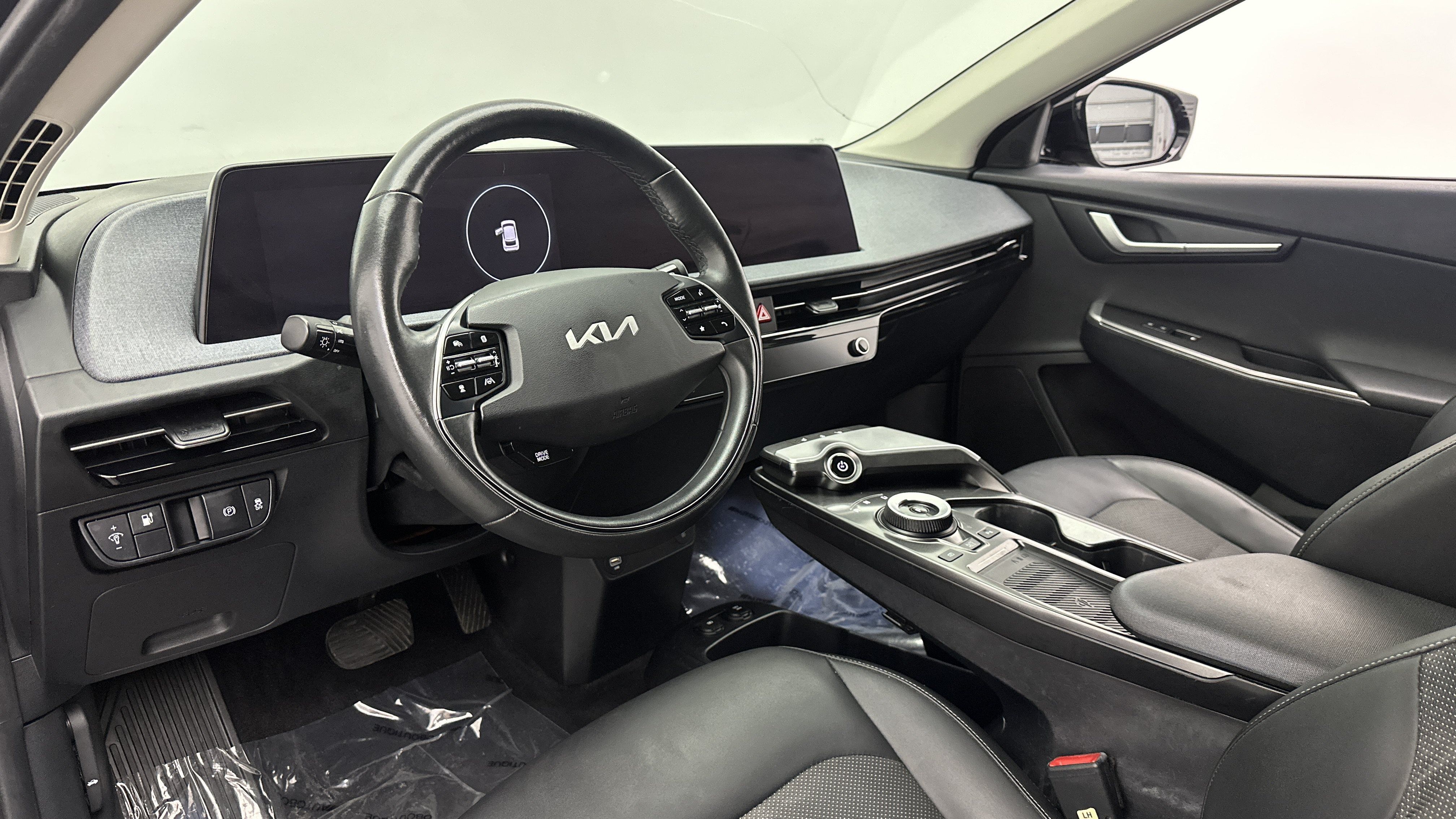 Used 2024 Kia EV6 Light AWD/4WD image 13