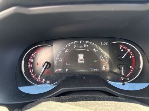 Used 2025 Toyota RAV4 XLE image 14