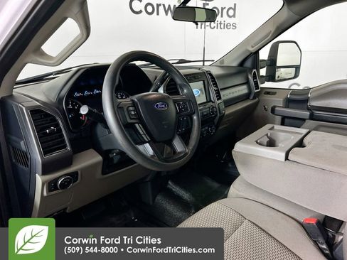 Used 2022 Ford F350 XLT w/ XLT Value Package image 3
