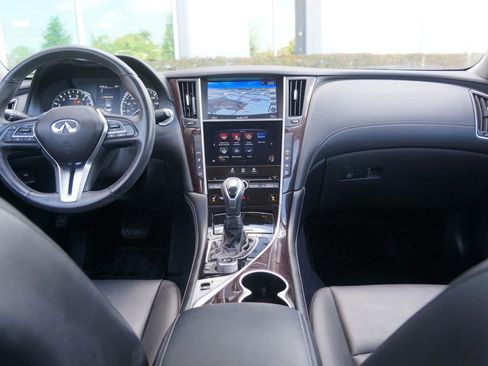 Used 2019 INFINITI Q50 Luxe w/ Essential Package (3.0T Luxe) image 30