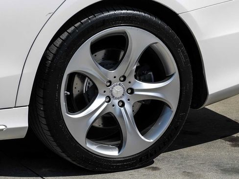 Used 2017 Mercedes-Benz S 550 Sedan image 61