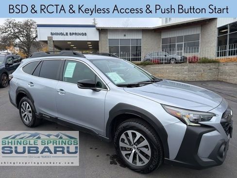 Certified 2025 Subaru Outback Premium image 2