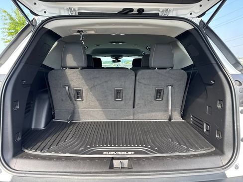 Used 2020 Chevrolet Traverse LS FWD image 28