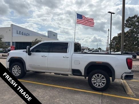 Used 2022 GMC Sierra 2500 Denali AWD/4WD image 11