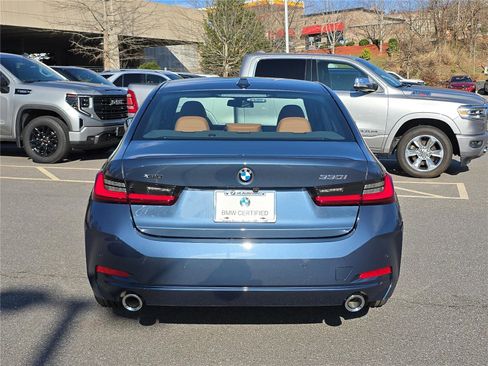 Certified 2025 BMW 330i xDrive 330i xDrive w/ Premium Package image 4