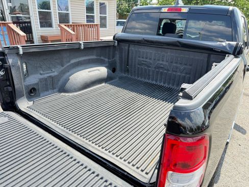 Used 2019 RAM 1500 Big Horn AWD/4WD image 41