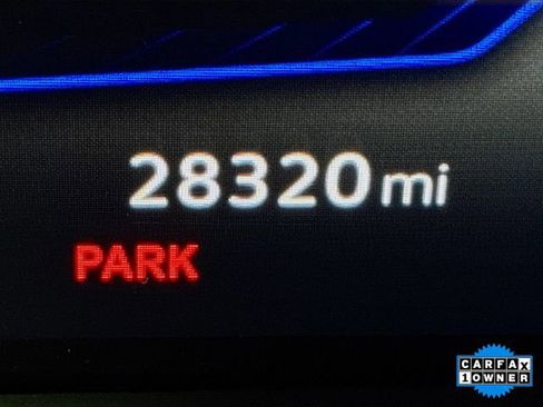 Used 2023 Volkswagen Taos SE image 12