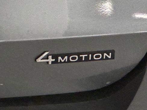 New 2025 Volkswagen Taos SE image 35