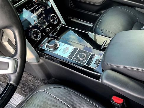 Used 2021 Land Rover Range Rover P525 Westminster Edition LWB AWD/4WD image 17