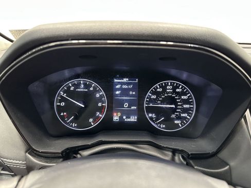 Used 2024 Subaru Outback Premium AWD/4WD image 19