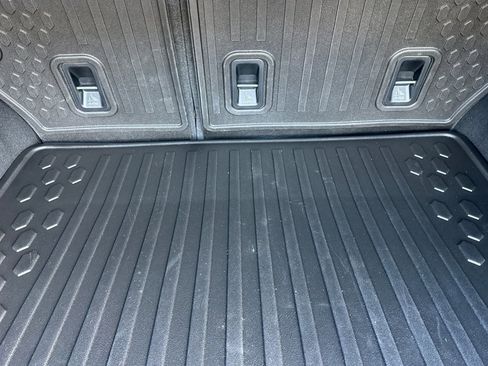 Certified 2025 Subaru Outback Premium image 18