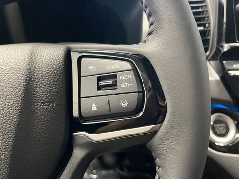 New 2026 Honda Odyssey Touring image 17