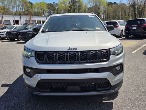 New 2026 Jeep Compass Latitude image 2