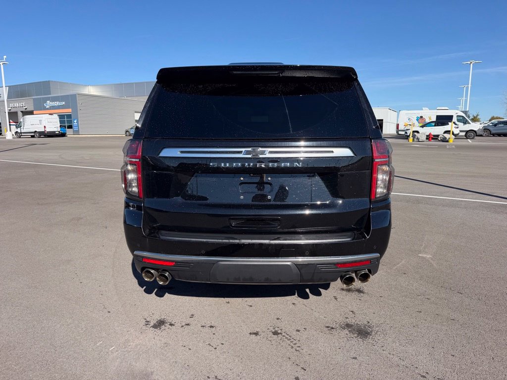 Used 2024 Chevrolet Suburban High Country AWD/4WD image 7
