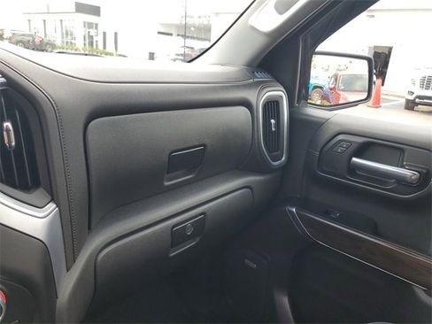 Used 2022 GMC Sierra 1500 SLT w/ SLT Premium Plus Package image 28