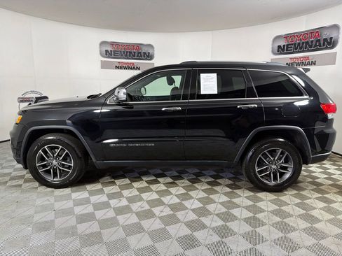 Used 2017 Jeep Grand Cherokee Limited image 8