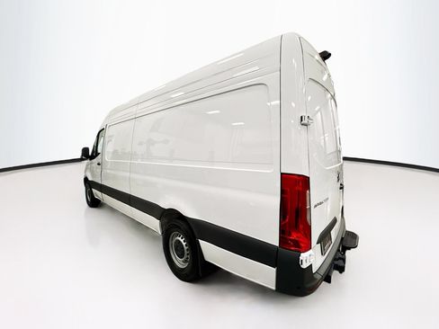 Used 2026 Mercedes-Benz Sprinter 2500 image 6