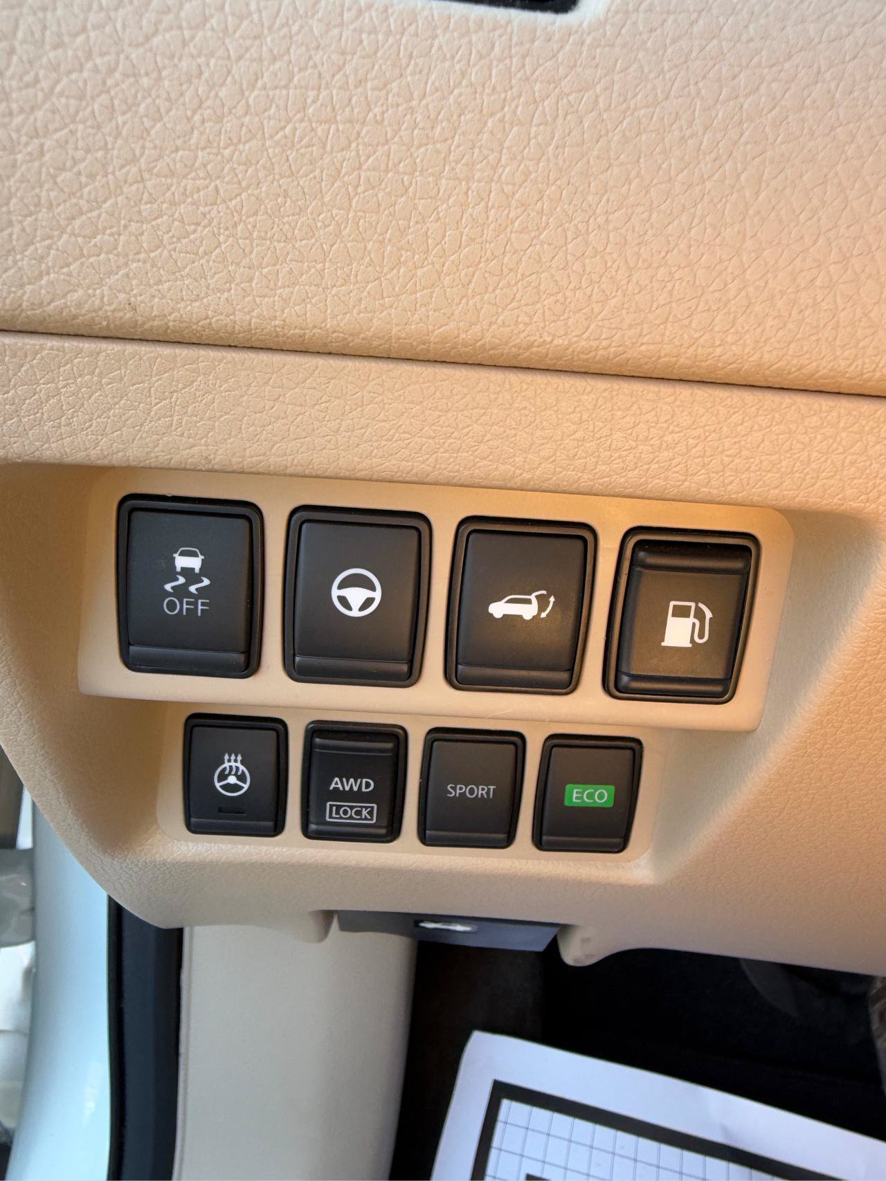 Used 2019 Nissan Rogue SV w/ Sun & Sound Touring Package AWD/4WD image 12